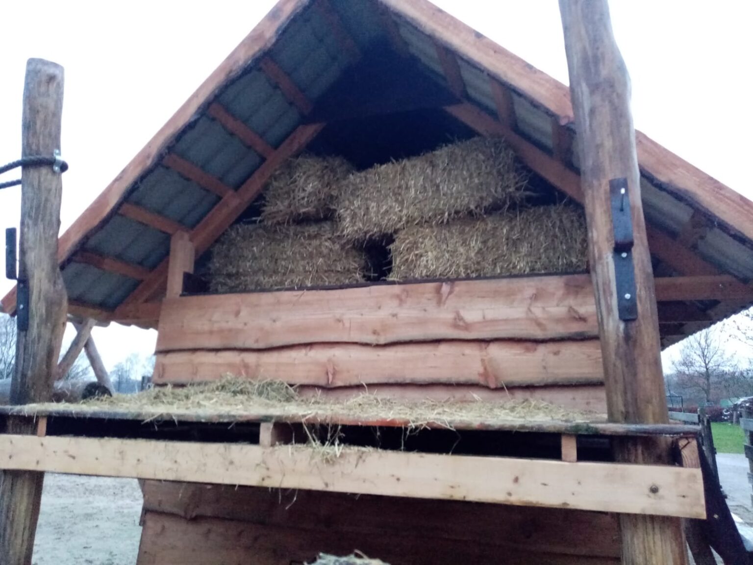 2020-12-29-speelhuisje